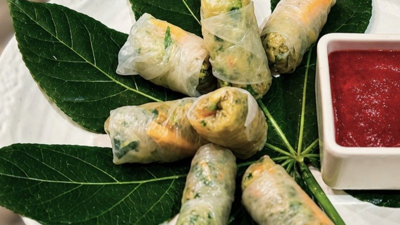 Asian-inspired summer rolls with red dipping sauce
